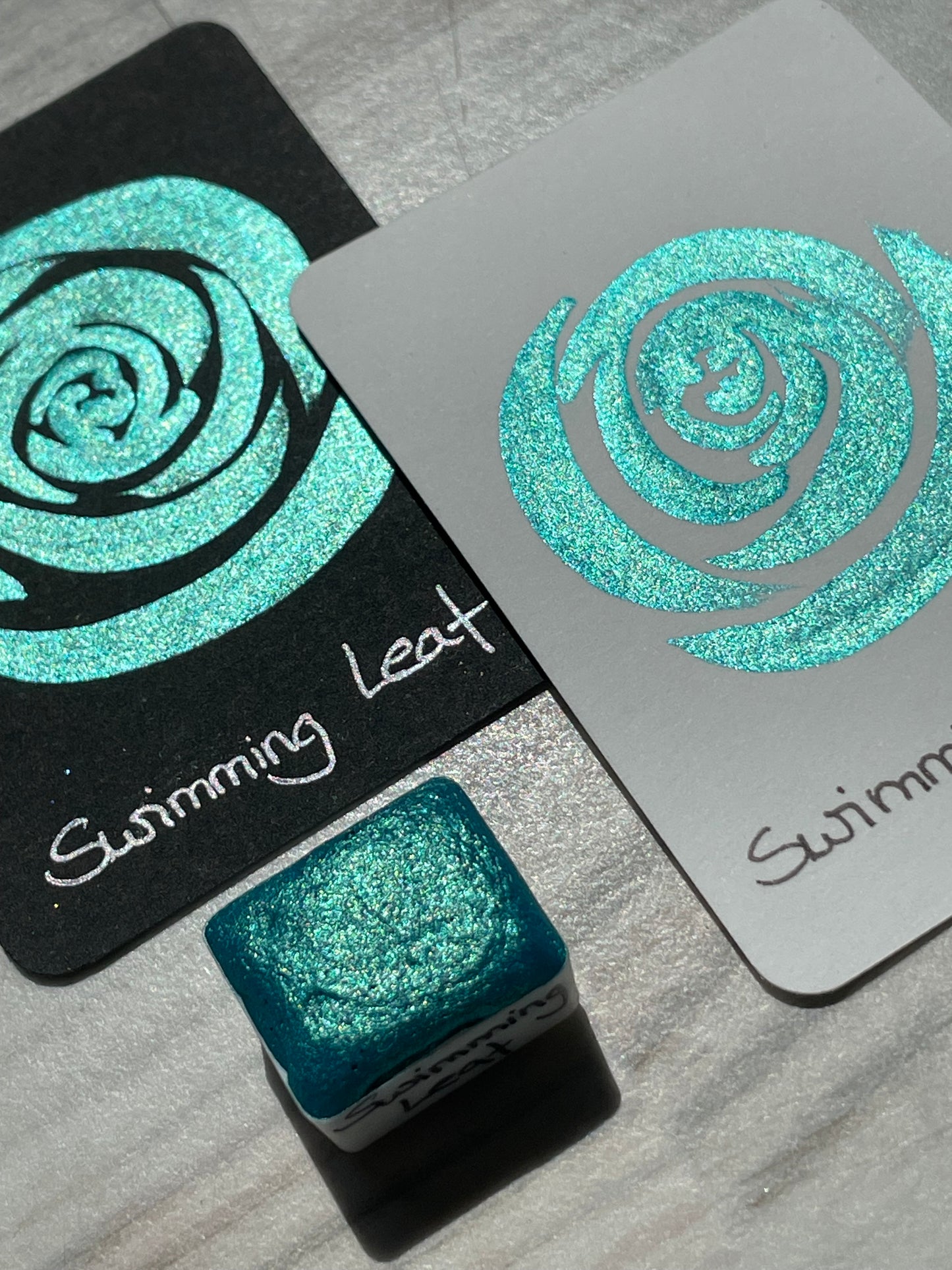 Swimming Leaf